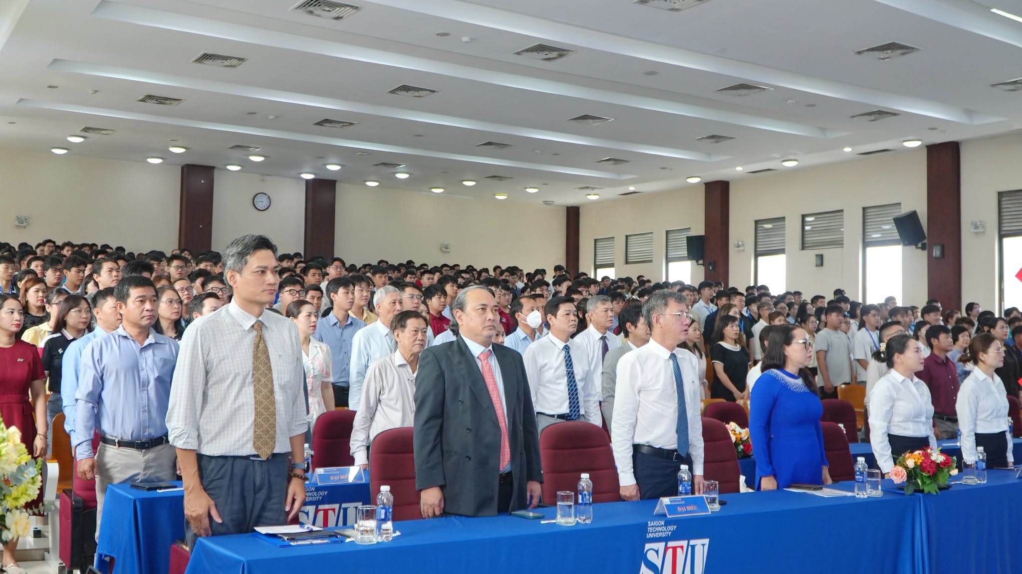 Toàn cảnh lễ khai giảng năm học 2026 - 2027 tại Trường Đại học Công nghệ Sài Gòn, sáng 16-9
